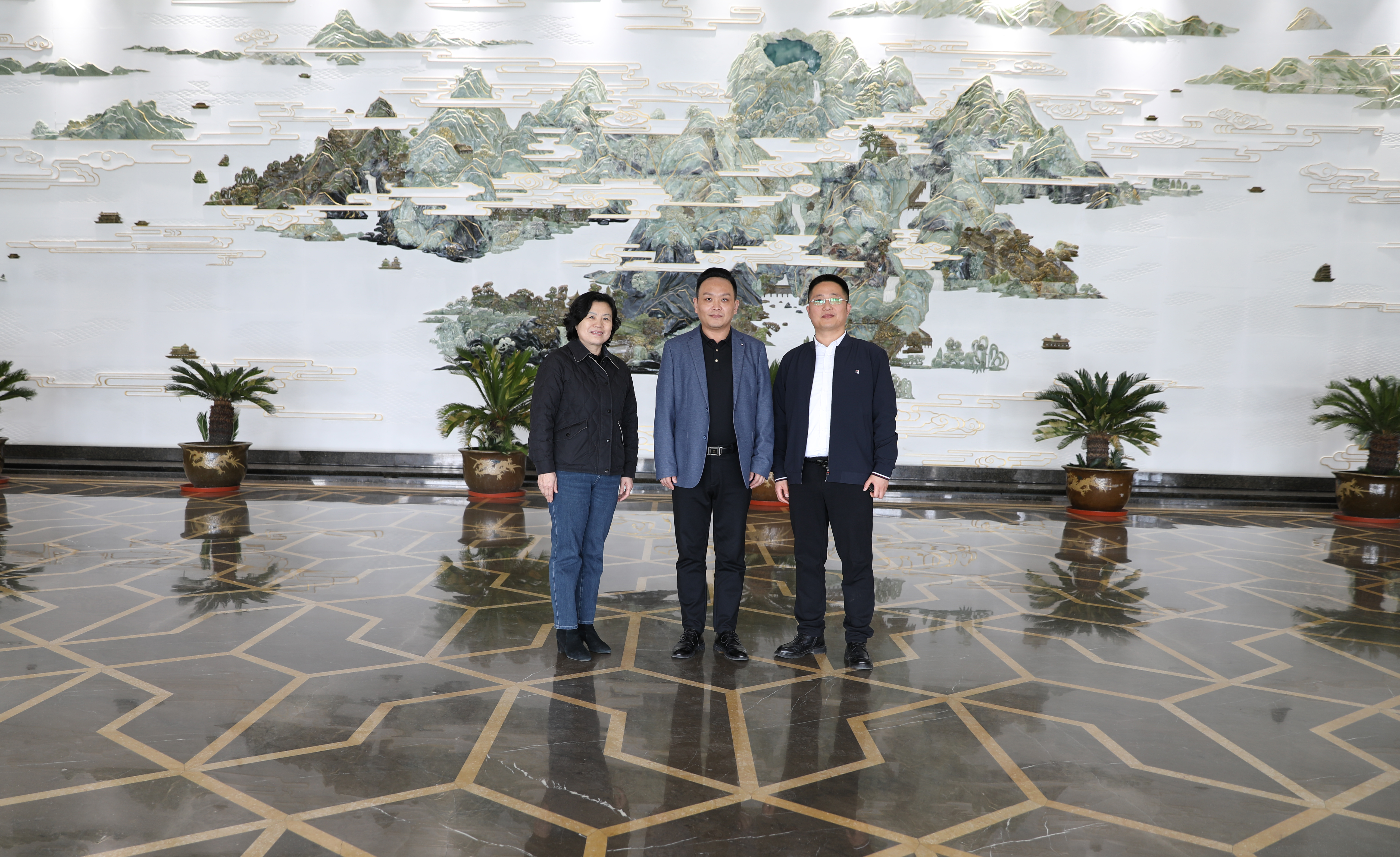 1713141933213592.jpg 1713141933213592.jpg